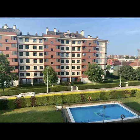 Amplio,luminoso Y Con Piscina. Cerca De La Playa Apartment *